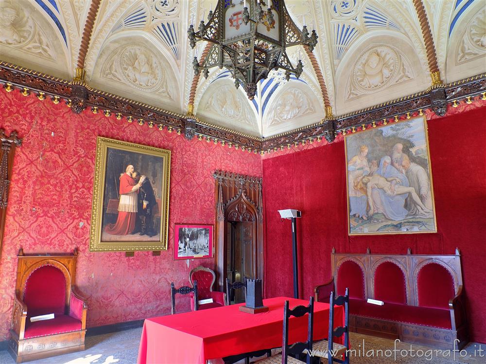 San Colombano al Lambro (Milano) - Sala rossa del Castello di San Colombano al Lambro